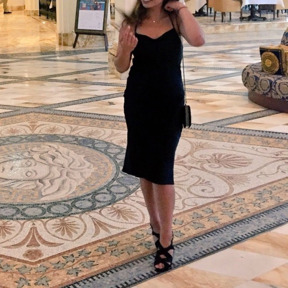 COPY - Black Dress - Kookai Fenton Midi - Picture 5 of 11